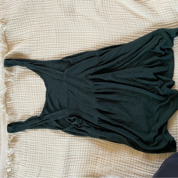 AE Flowy Cami - Picture 2 of 2